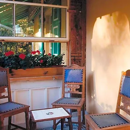 Sommerfeld Comfortable Hotell 3*